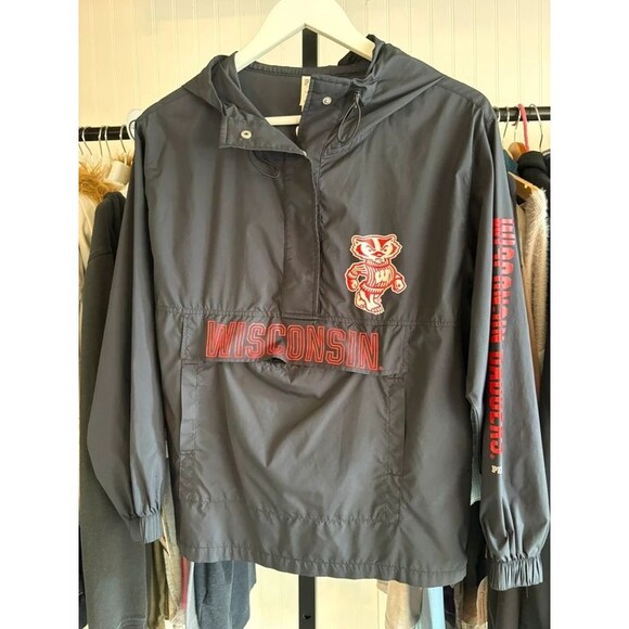 Victoria's Secret Jackets & Blazers - Victoria’s Secret pink badgers pullover jacket XS